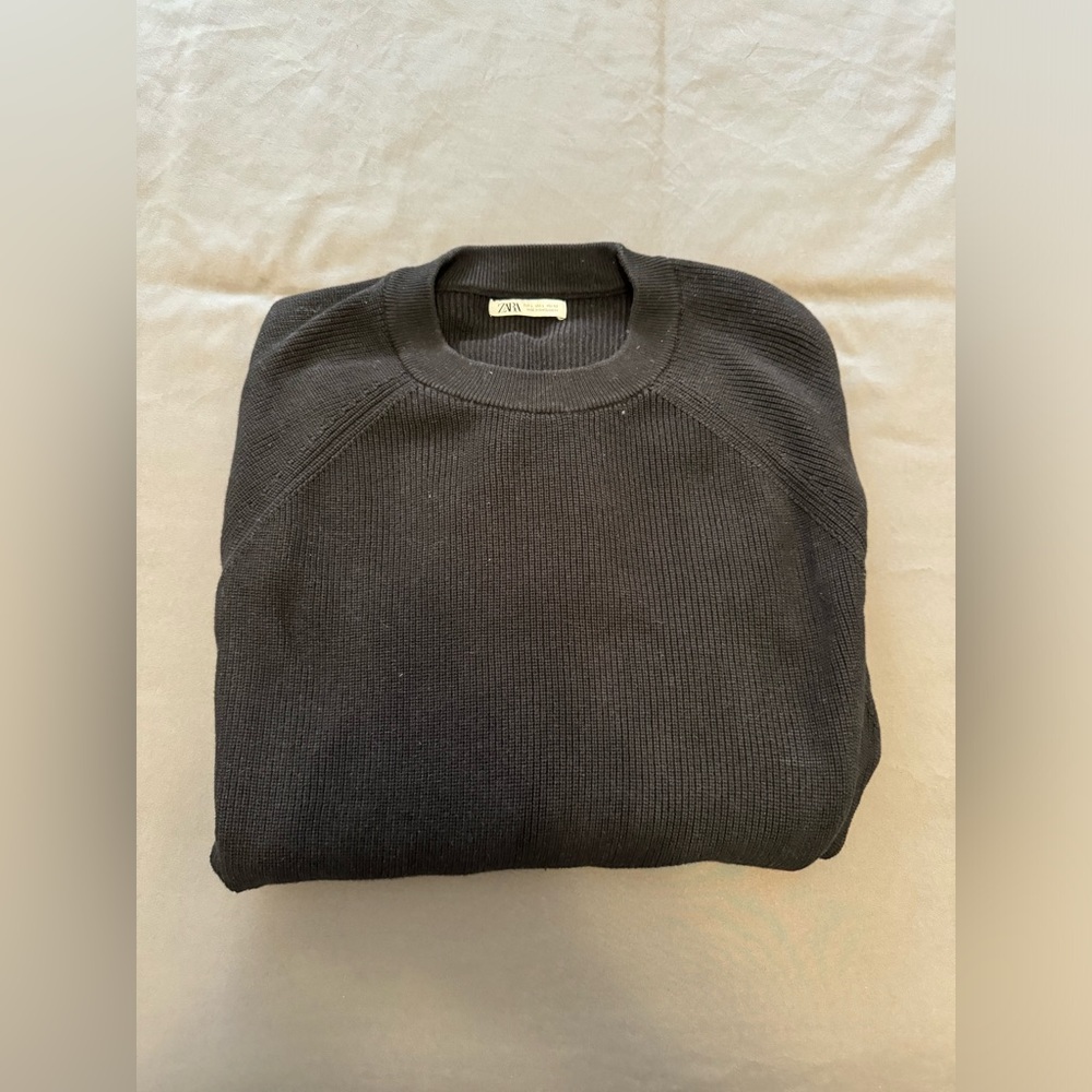 Zara black sweater size M